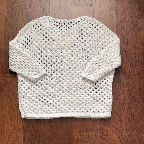 Ann Taylor 1/2 Sleeve Cream Sweater - Size Small - Picture 2 of 6